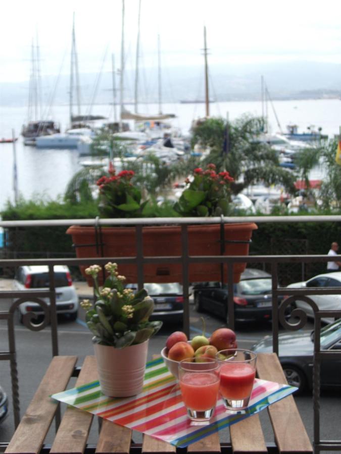 Bed& Breakfast Maredomus Hotel Milazzo Luaran gambar