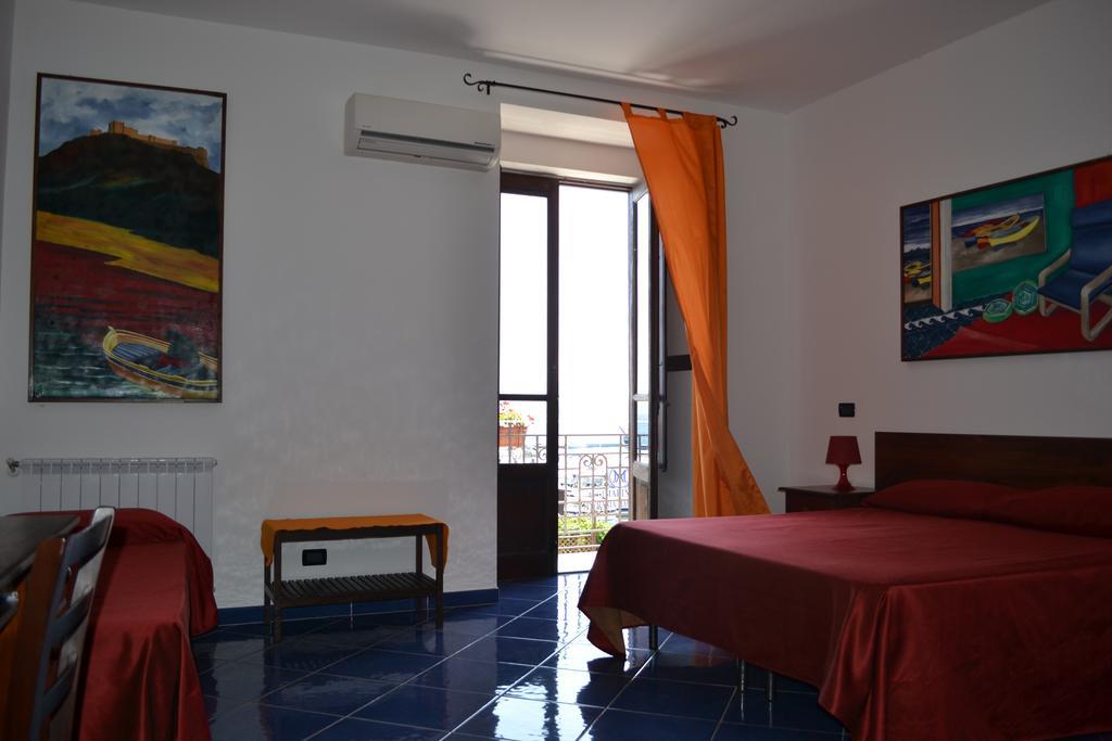 Bed& Breakfast Maredomus Hotel Milazzo Luaran gambar